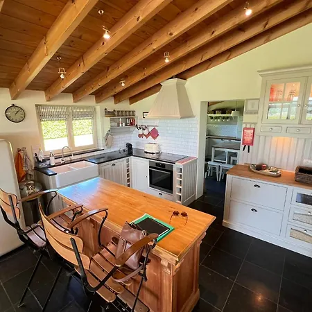 Les Trois Tilleuls Βίλα *